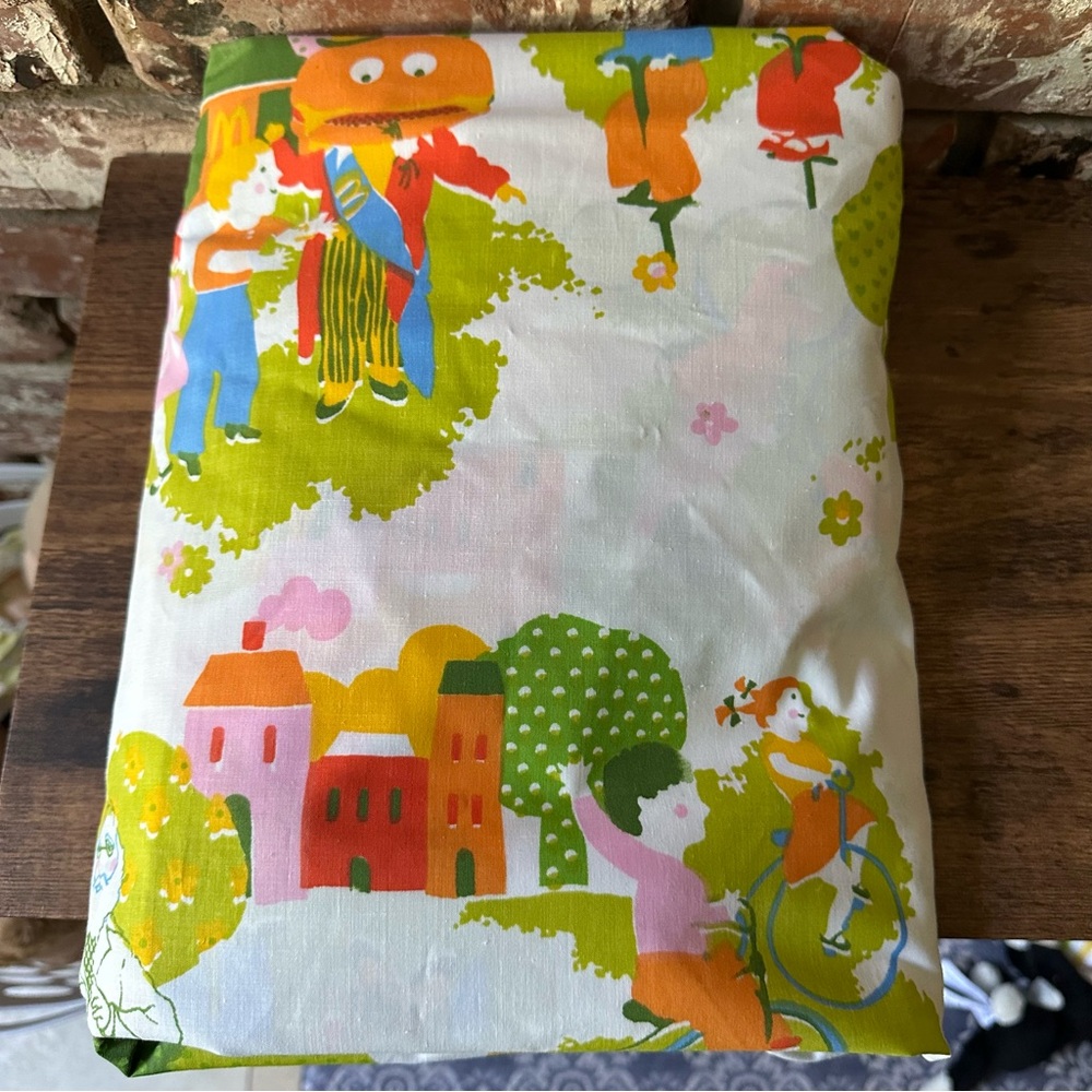 Vintage 1976 McDonald’s Ronald McDonald and Friends Double Fitted Sheet